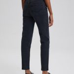 diverse jeansy damskie