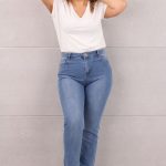jasne jeansy damskie z wysokim stanem