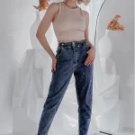jeansy mom