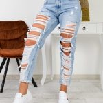 jeansy z dziurami damskie