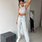 jeansy z przetarciami